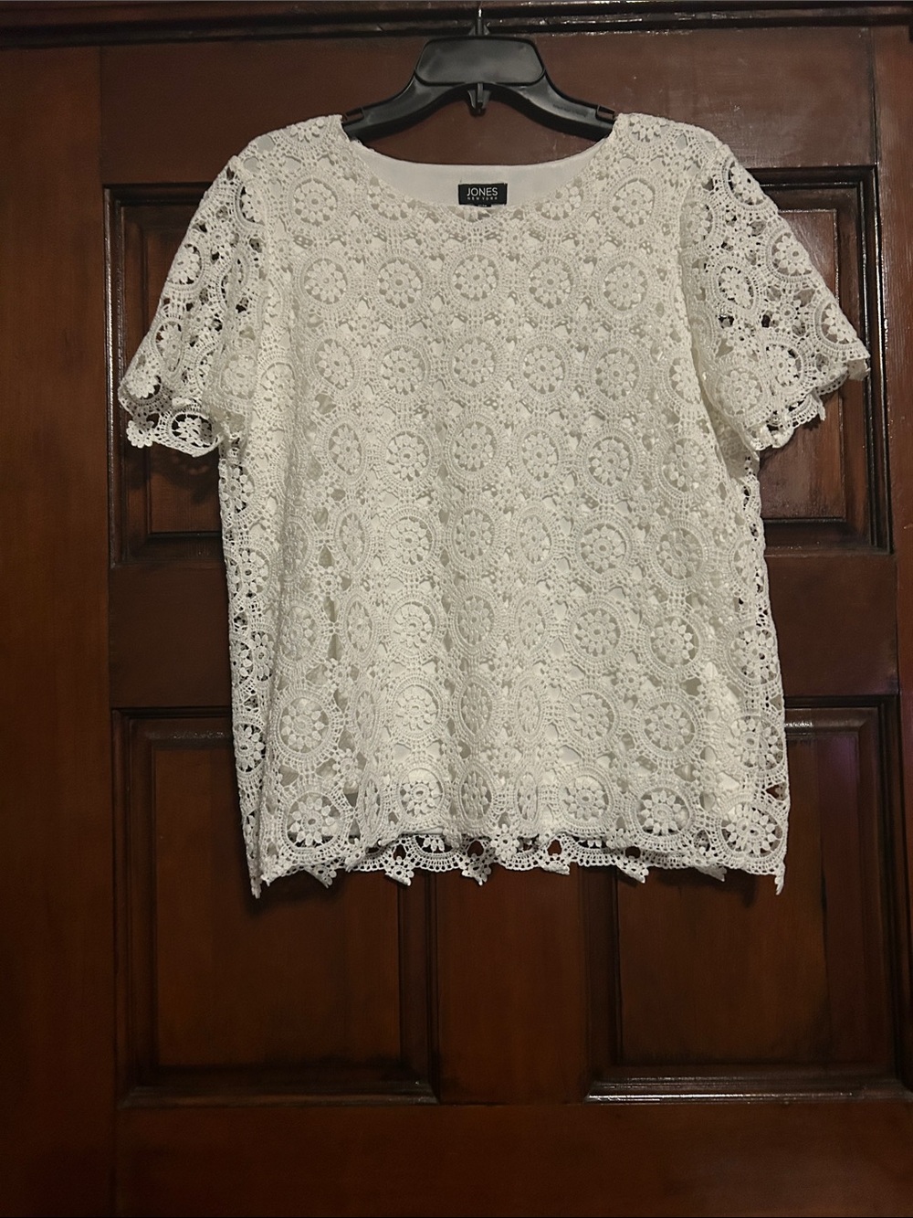 Jones New York Cream Crochet Lace Short Sleeve Blouse